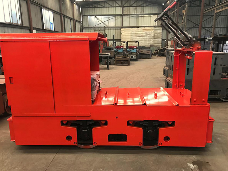 架線式工礦電機車